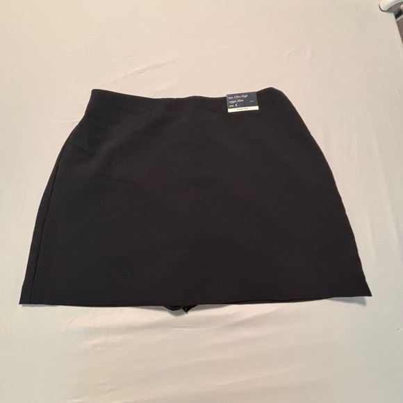 Abercrombie & Fitch Pants - Abercrombie Ultra High Rise Mini Skort Black Size Small